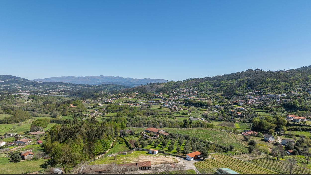 Serra Amarela seen from Quinta de Grejufe